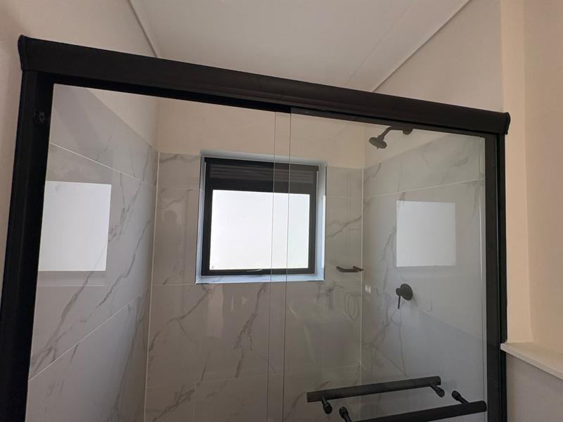 To Let 1 Bedroom Property for Rent in Richwood Western Cape
